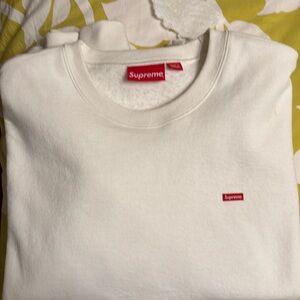 SUPREME SWEATSHIRT